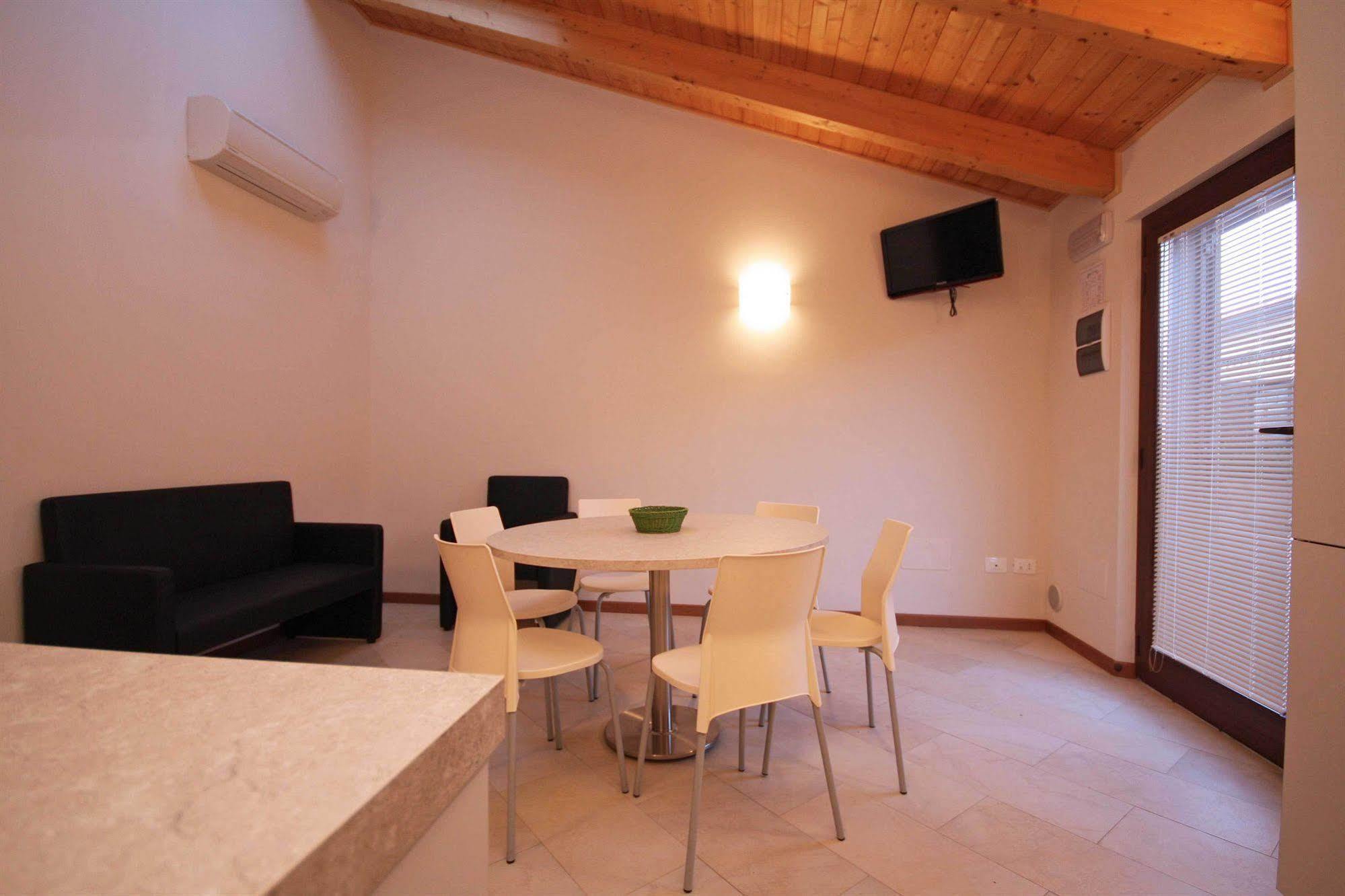 "La Terrazza Di Castiglione" Appartamenti Vacanza Castiglione della Pescaia Zewnętrze zdjęcie